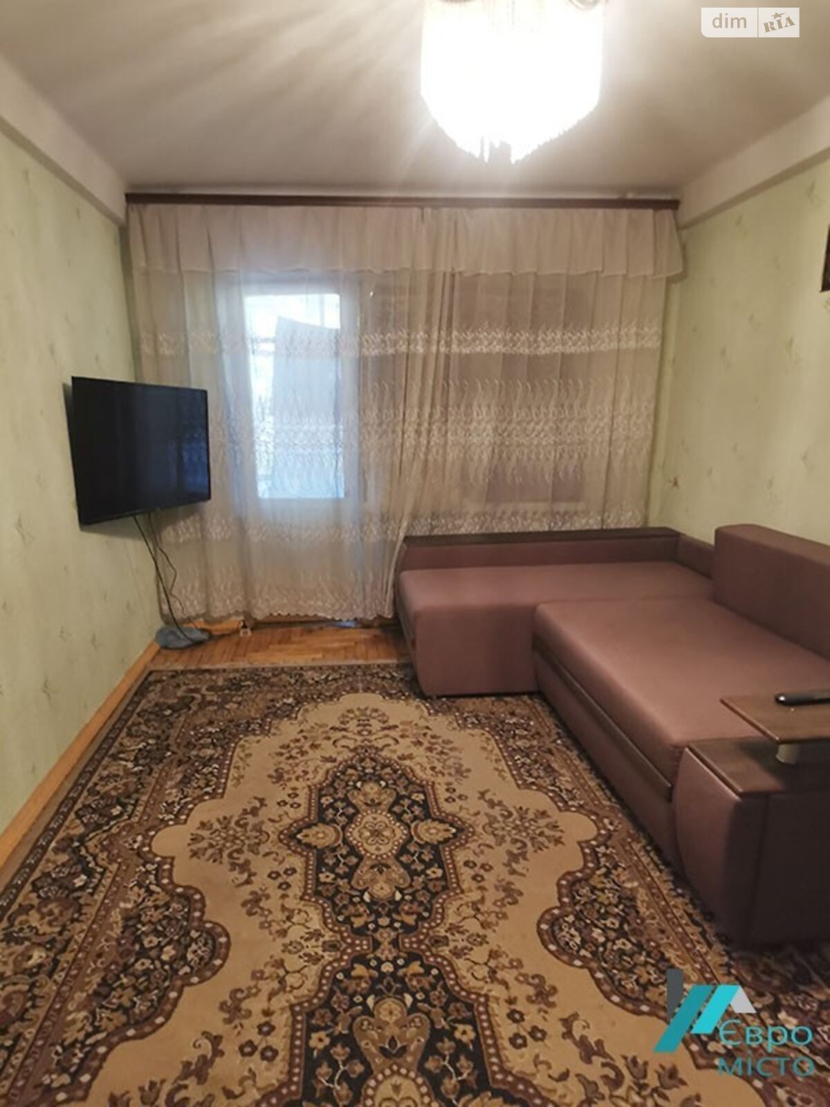 Продаж трикімнатної квартири в Запоріжжі, на просп. Соборний, фото 1 Продаж трикімнатної квартири в Запоріжжі, на просп. Соборний, фото 1