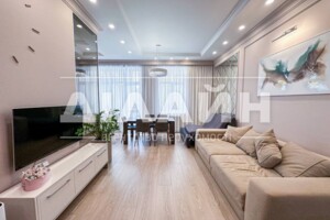 Продажа трехкомнатной квартиры в Запорожье, на просп. Металлургов 8А, фото 2