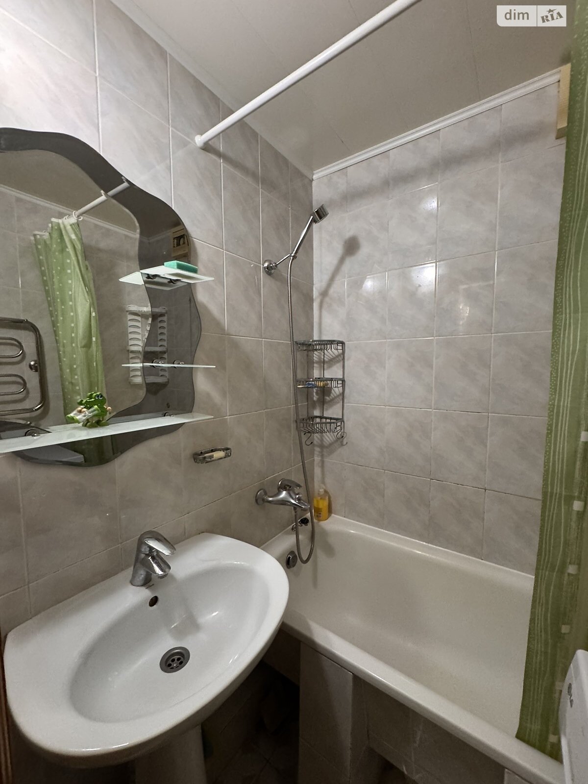 Продажа трехкомнатной квартиры в Запорожье, на ул. Александрова Академика 5, кв. 5, район Осипенковский фото 1