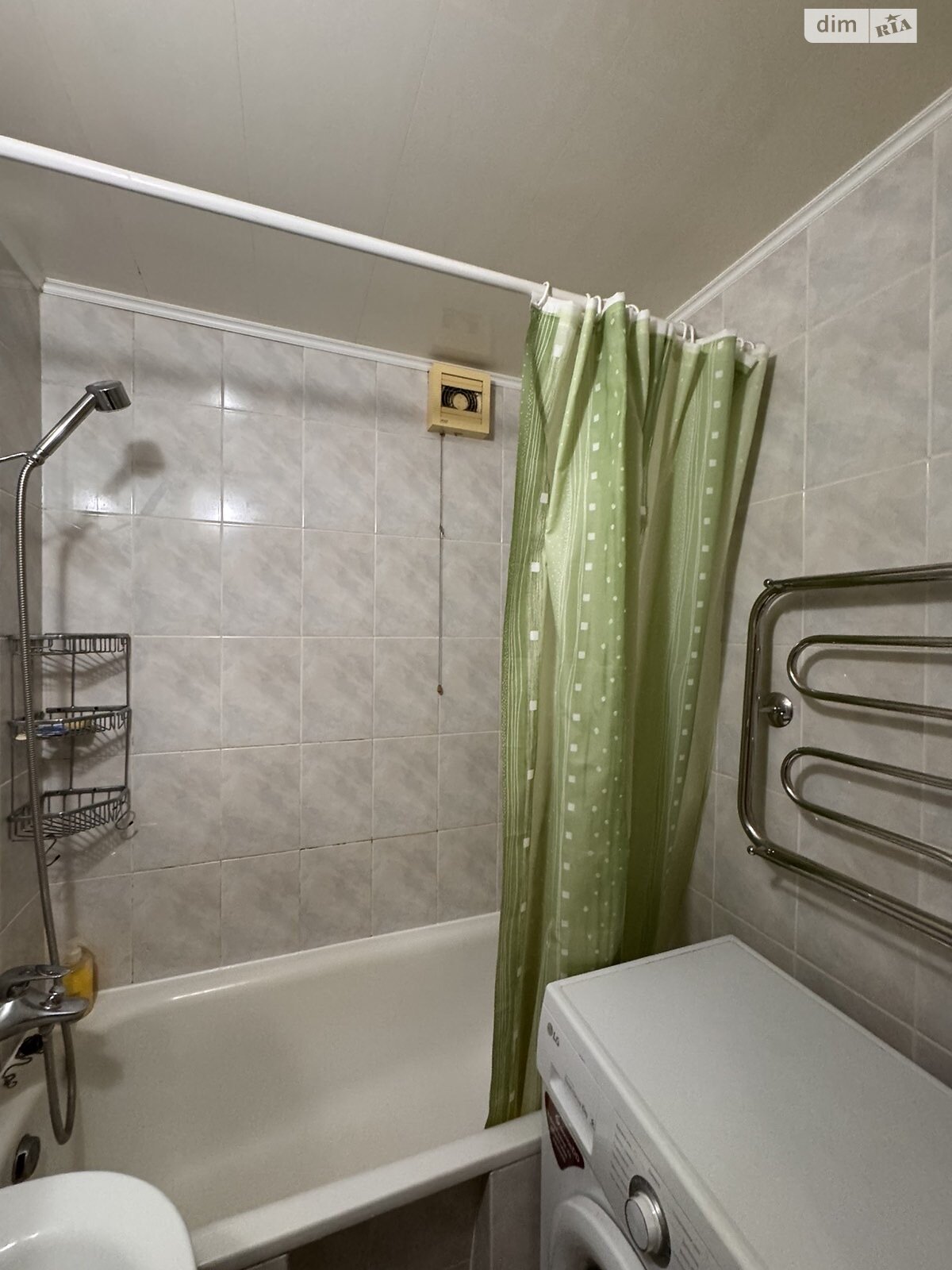 Продажа трехкомнатной квартиры в Запорожье, на ул. Александрова Академика 5, кв. 5, район Осипенковский фото 1