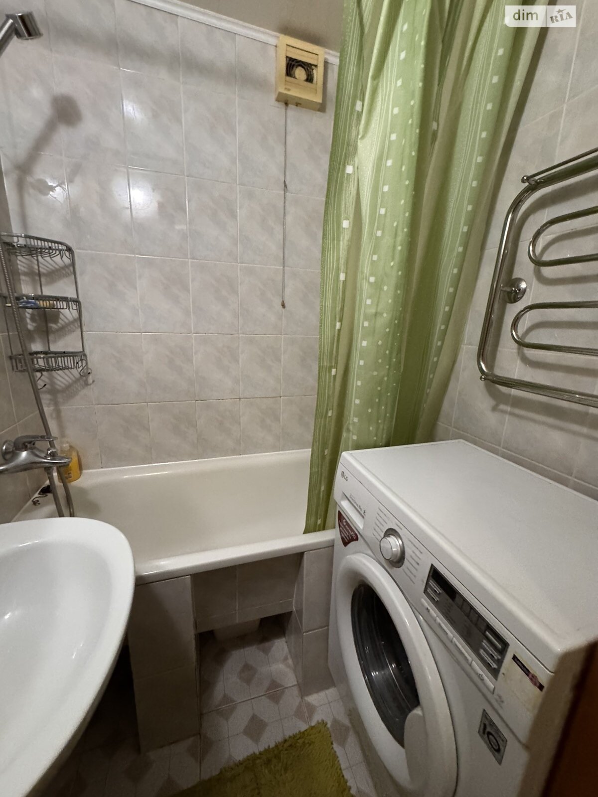 Продажа трехкомнатной квартиры в Запорожье, на ул. Александрова Академика 5, кв. 5, район Осипенковский фото 1