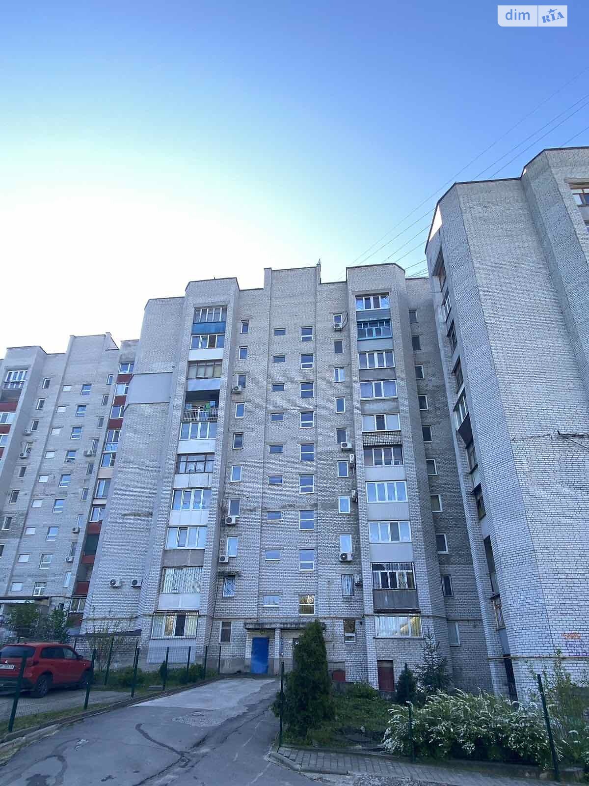 Продажа четырехкомнатной квартиры в Запорожье, на ул. Узбекистанская, район Осипенковский фото 1