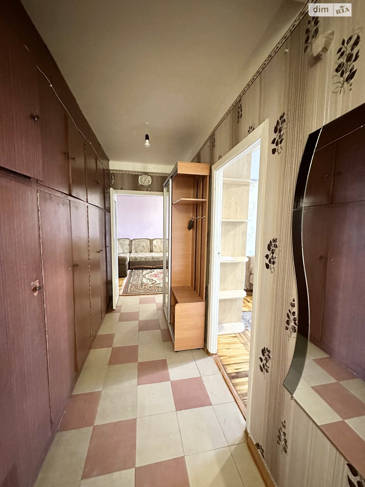 Продажа трехкомнатной квартиры в Запорожье, на ул. Петра Сагайдачного, фото 1