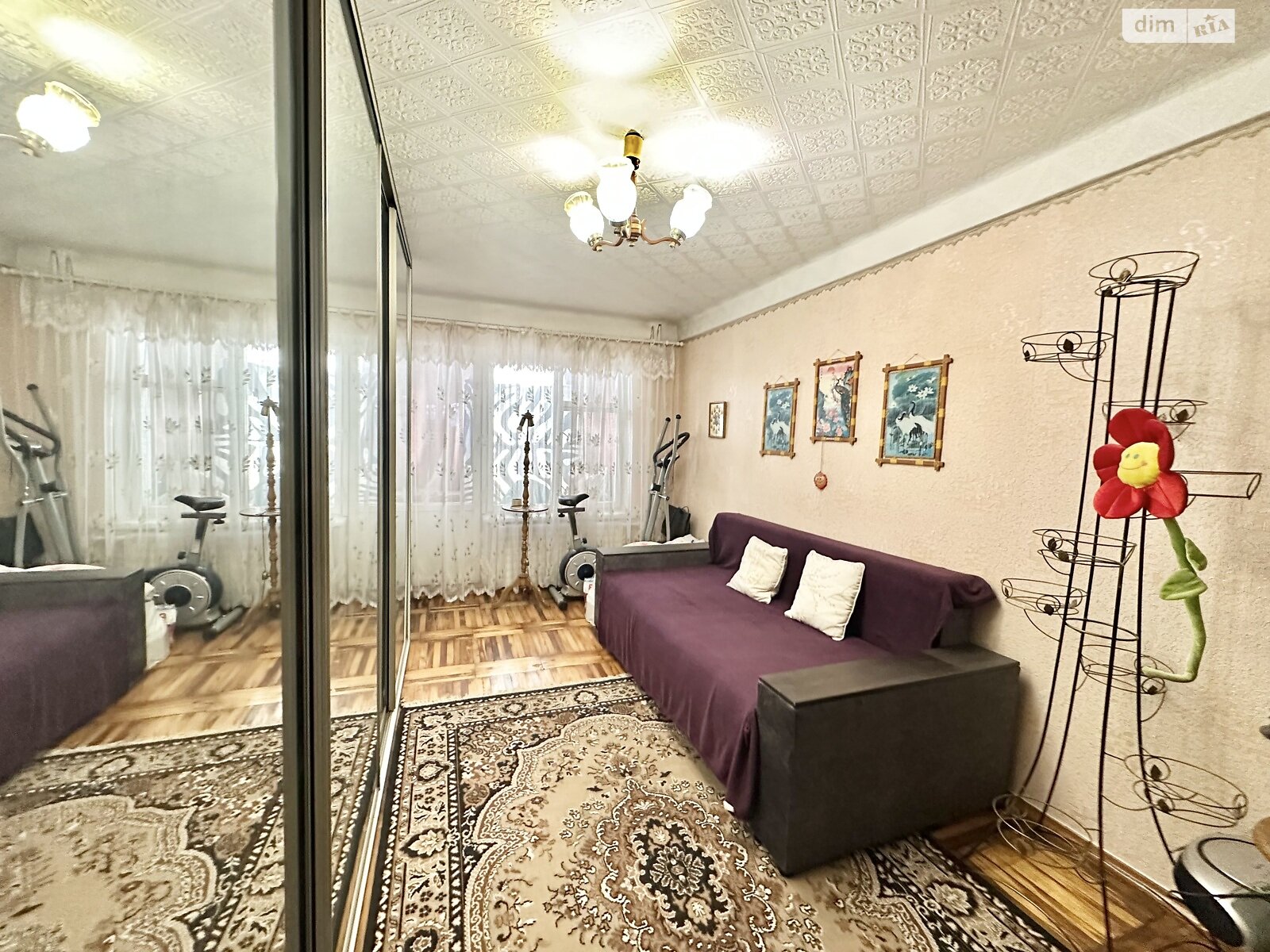 Продажа трехкомнатной квартиры в Запорожье, на ул. Петра Сагайдачного, фото 1