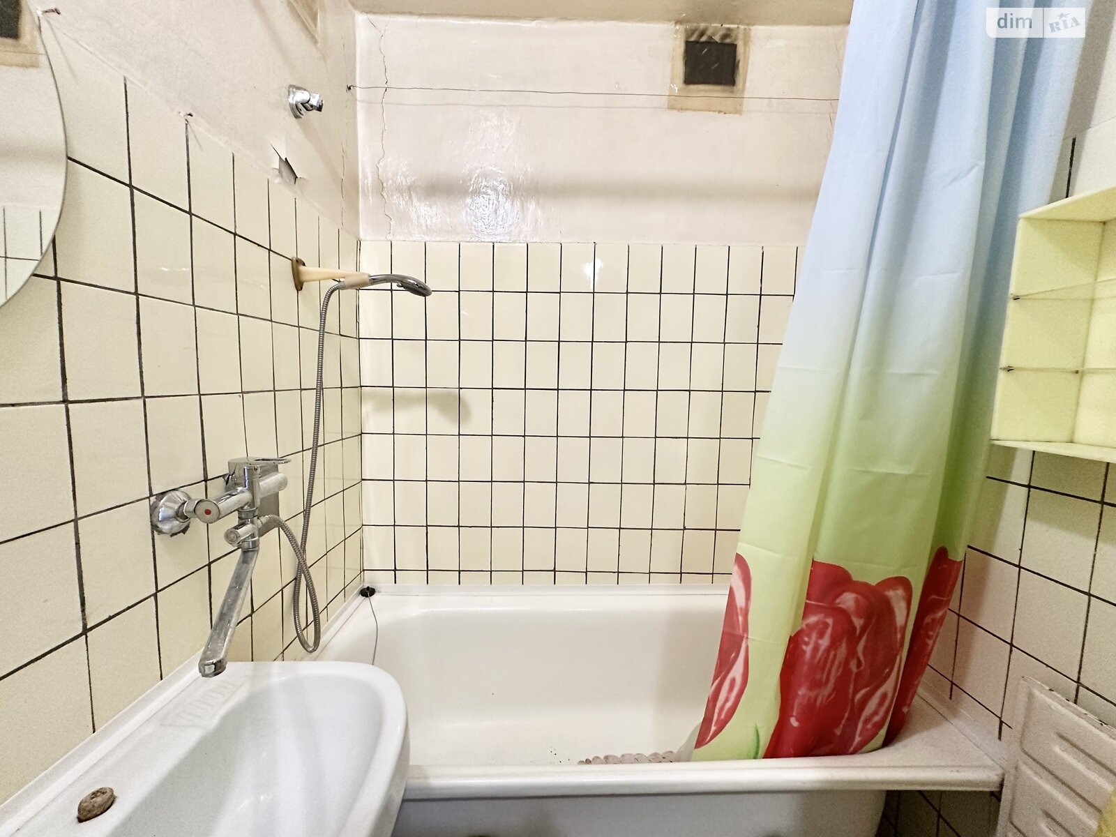 Продажа трехкомнатной квартиры в Запорожье, на ул. Петра Сагайдачного, фото 1