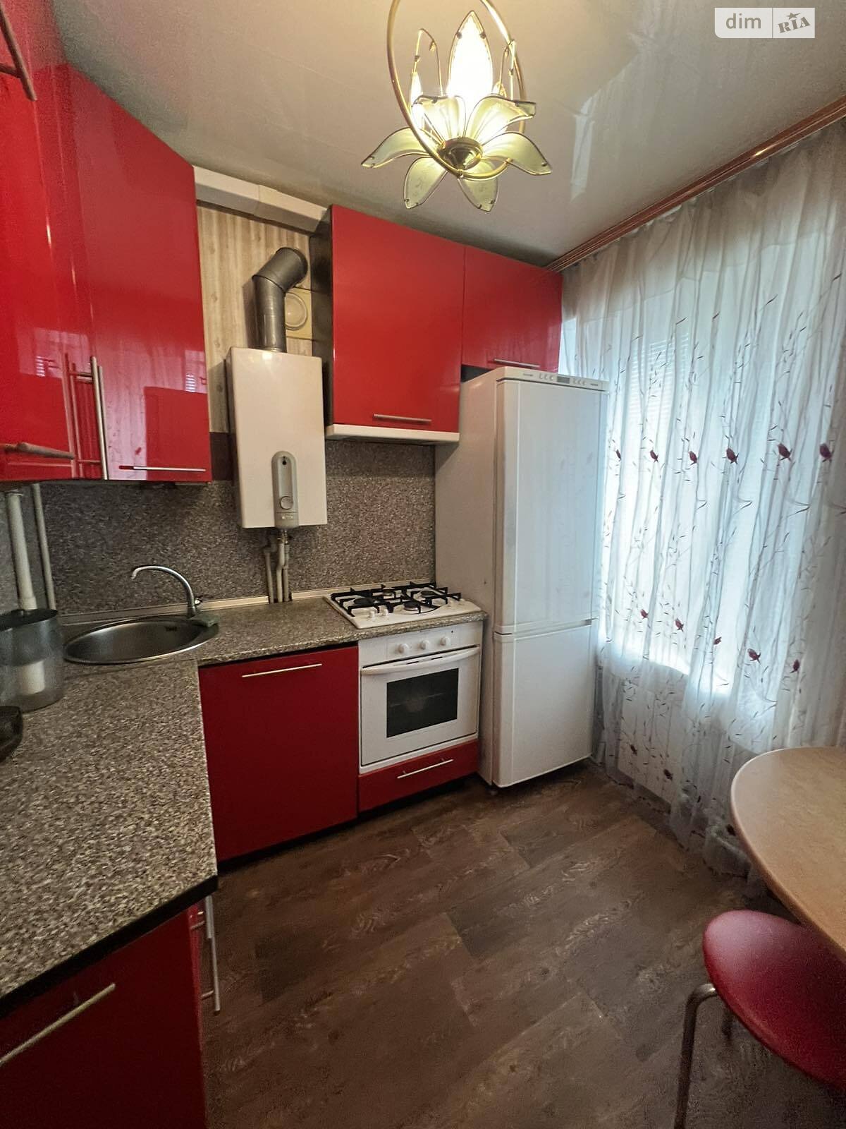 Продаж двокімнатної квартири в Запоріжжі, на вул. Перемоги, фото 1 Продаж двокімнатної квартири в Запоріжжі, на вул. Перемоги, фото 1