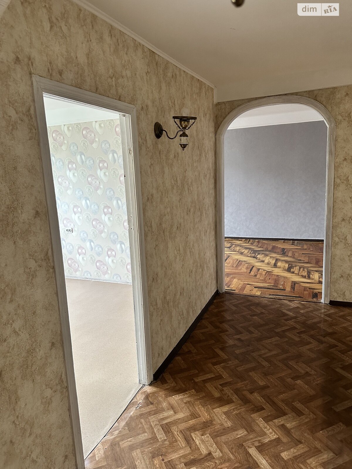 Продаж трикімнатної квартири в Запоріжжі, на вул. Весняна 1Б, кв. 65, район Півколо фото 1 Продаж трикімнатної квартири в Запоріжжі, на вул. Весняна 1Б, кв. 65, район Півколо фото 1