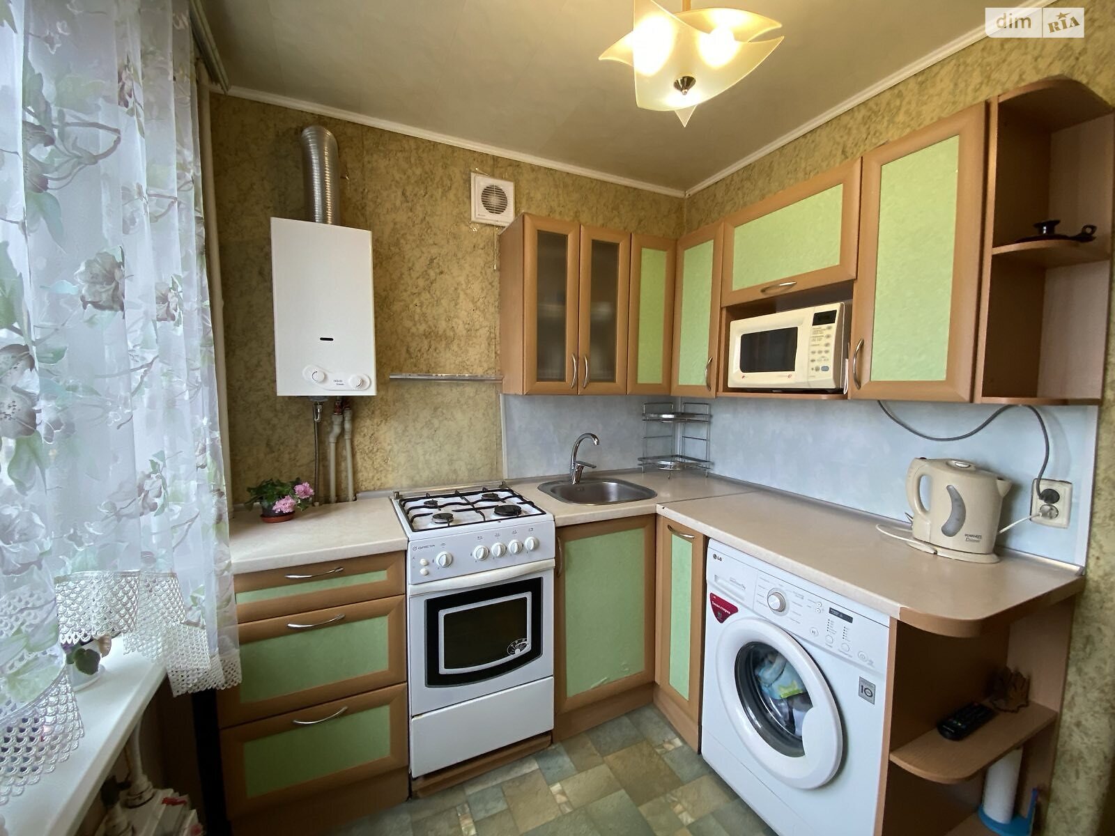 Продажа трехкомнатной квартиры в Запорожье, на шоссе Днепровское, район Правый Берег фото 1
