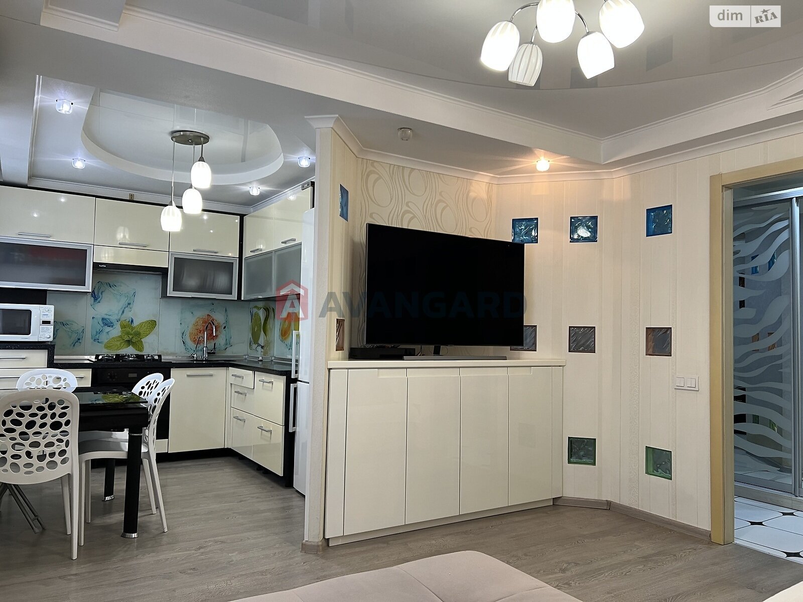 Продажа трехкомнатной квартиры в Запорожье, на ул. Авраменко 18, район Шевченковский фото 1 Продажа трехкомнатной квартиры в Запорожье, на ул. Авраменко 18, район Шевченковский фото 1