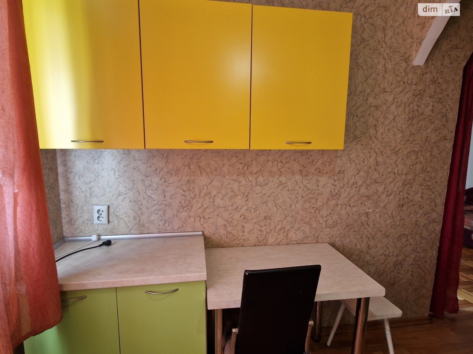 Продажа однокомнатной квартиры в Запорожье, на ул. Карпенко-Карого, район Шевченковский фото 1