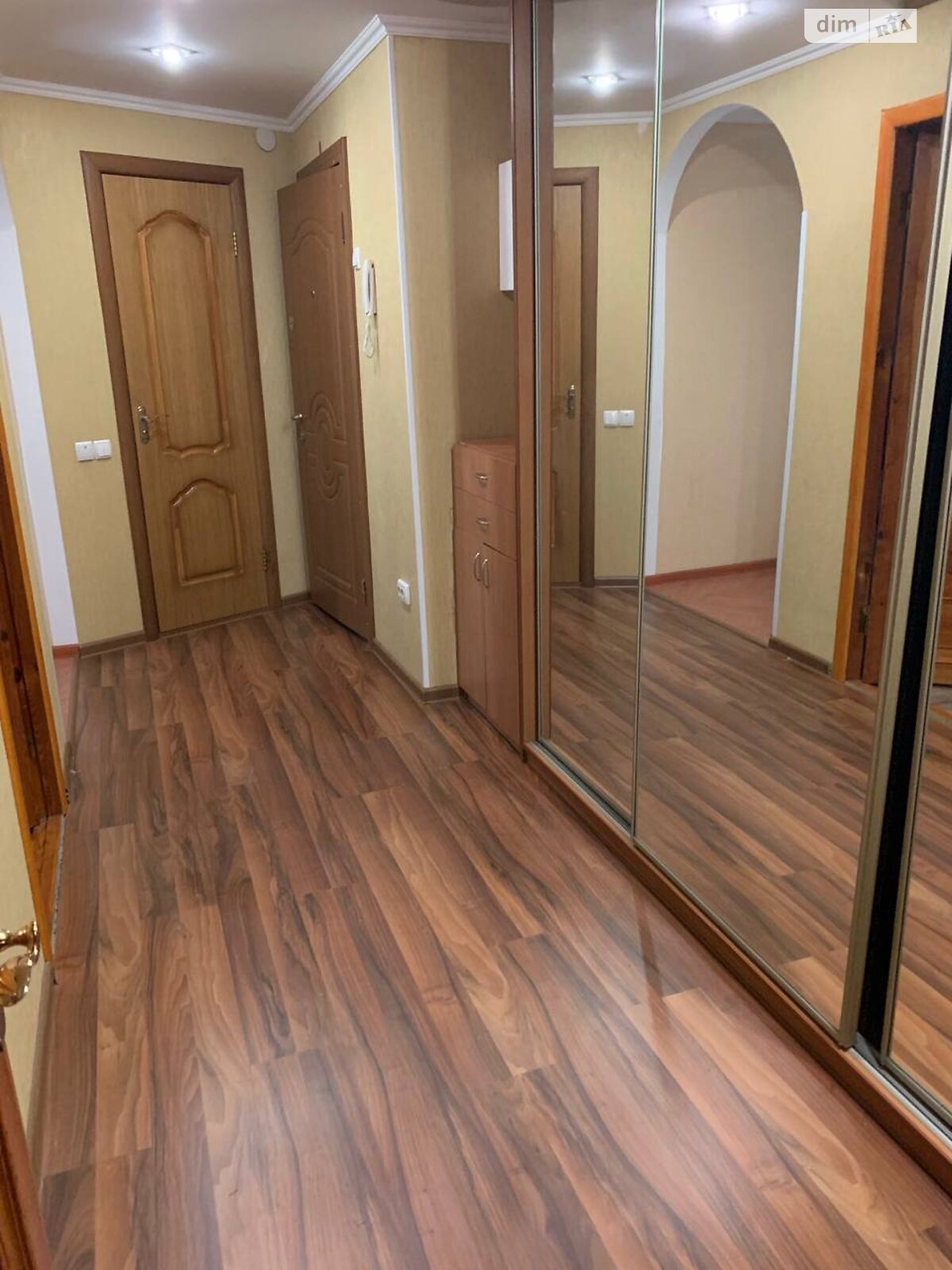 Продаж трикімнатної квартири в Запоріжжі, на вул. Миколи Корищенка 36, район Шевченківський фото 1 Продаж трикімнатної квартири в Запоріжжі, на вул. Миколи Корищенка 36, район Шевченківський фото 1