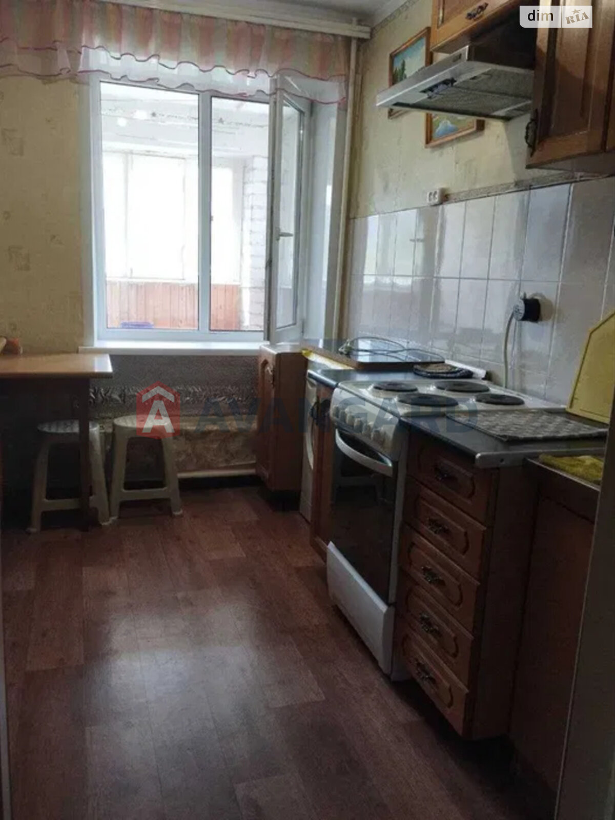 Продажа однокомнатной квартиры в Запорожье, на Чаривная, район Шевченковский фото 1 Продажа однокомнатной квартиры в Запорожье, на Чаривная, район Шевченковский фото 1