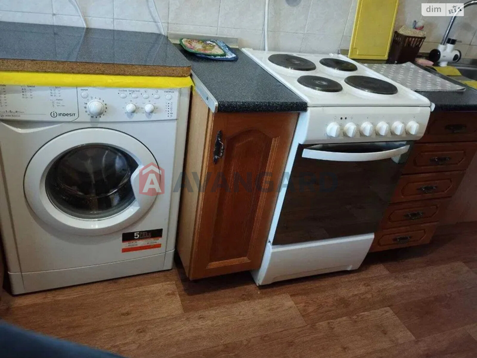 Продажа однокомнатной квартиры в Запорожье, на Чаривная, район Шевченковский фото 1 Продажа однокомнатной квартиры в Запорожье, на Чаривная, район Шевченковский фото 1