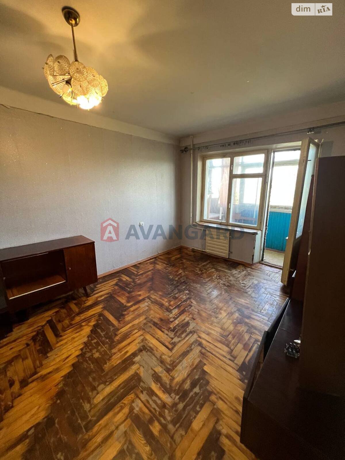 Продажа однокомнатной квартиры в Запорожье, на Чаривная, район Шевченковский фото 1 Продажа однокомнатной квартиры в Запорожье, на Чаривная, район Шевченковский фото 1