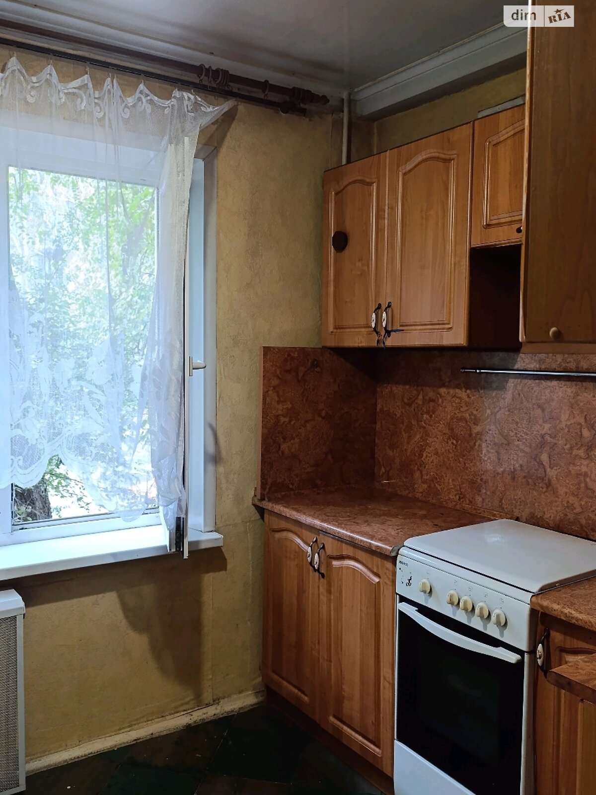 Продаж трикімнатної квартири в Запоріжжі, на вул. Шкільна 10, кв. 44, район Старе Місто фото 1 Продаж трикімнатної квартири в Запоріжжі, на вул. Шкільна 10, кв. 44, район Старе Місто фото 1