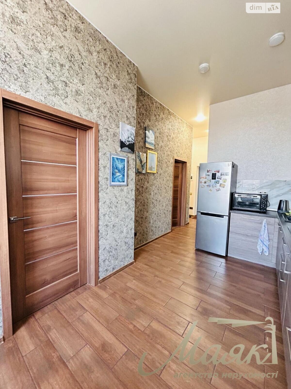 Продажа двухкомнатной квартиры в Запорожье, на просп. Металлургов 8А, район Соцгород фото 1 Продажа двухкомнатной квартиры в Запорожье, на просп. Металлургов 8А, район Соцгород фото 1