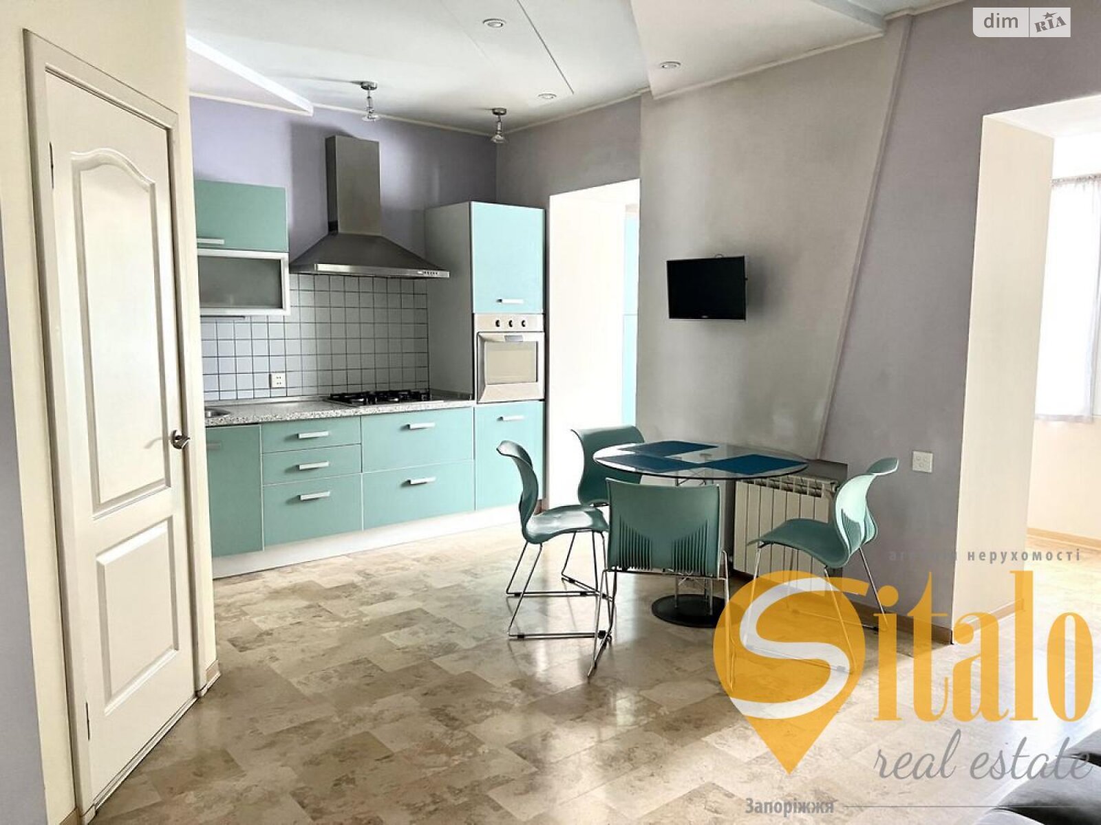 Продажа трехкомнатной квартиры в Запорожье, на просп. Соборный, район Соцгород фото 1 Продажа трехкомнатной квартиры в Запорожье, на просп. Соборный, район Соцгород фото 1