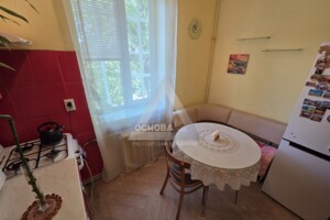 Продаж двокімнатної квартири в Запоріжжі, на вул. Героїв Крут, район Вознесенівський (Орджонікідзевський) фото 2