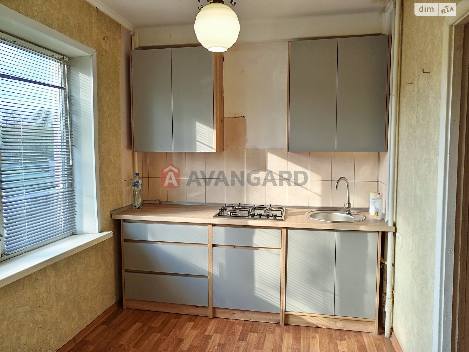 Продажа двухкомнатной квартиры в Запорожье, на ул. Героев Крут 63, район Вознесеновский (Орджоникидзевский) фото 1 Продажа двухкомнатной квартиры в Запорожье, на ул. Героев Крут 63, район Вознесеновский (Орджоникидзевский) фото 1