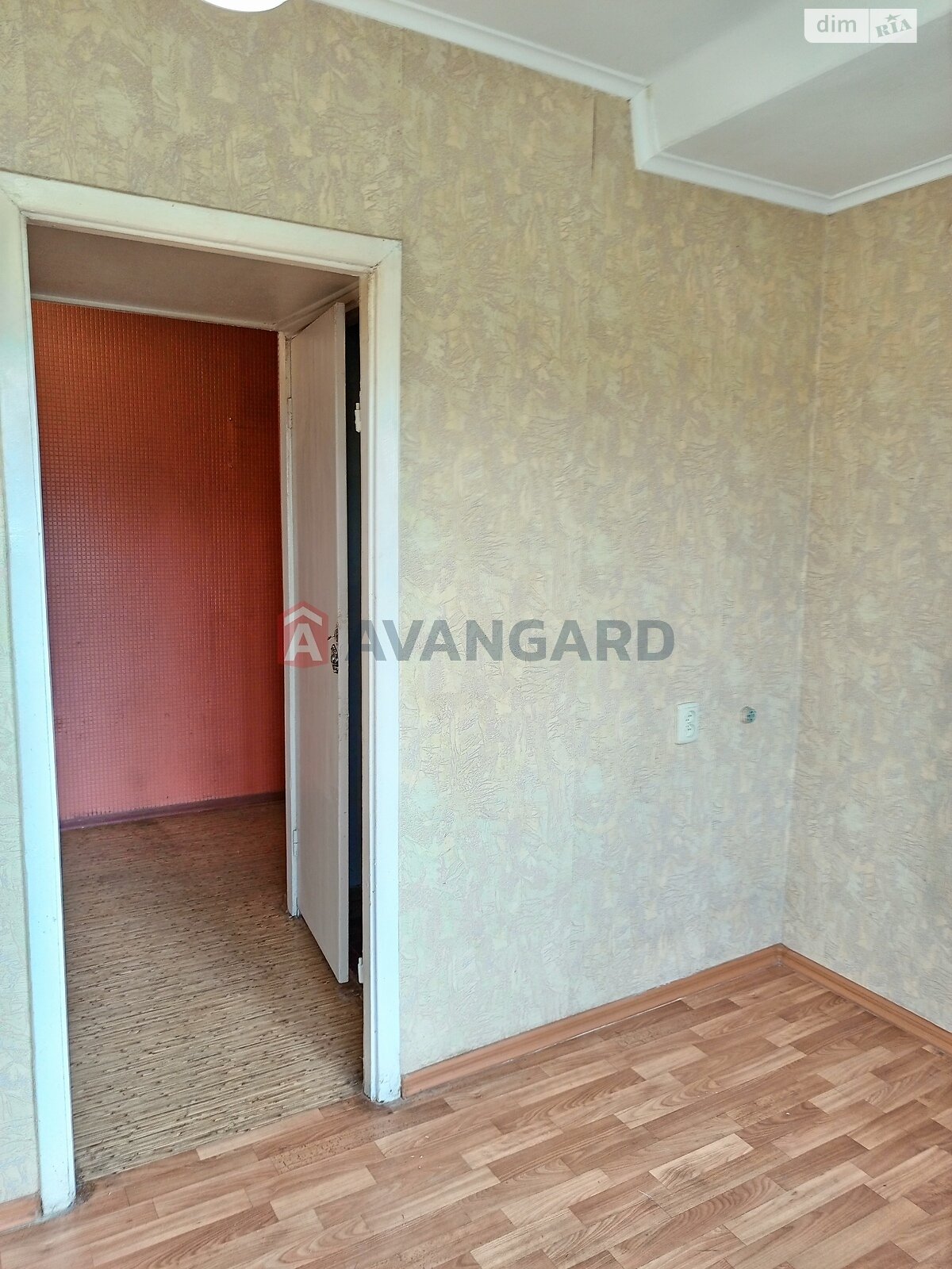 Продажа двухкомнатной квартиры в Запорожье, на ул. Героев Крут 63, район Вознесеновский (Орджоникидзевский) фото 1 Продажа двухкомнатной квартиры в Запорожье, на ул. Героев Крут 63, район Вознесеновский (Орджоникидзевский) фото 1