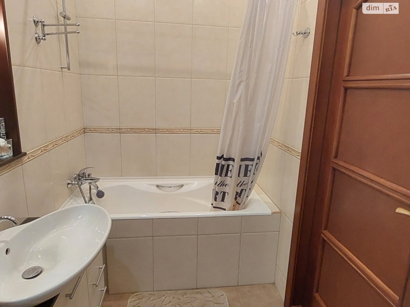 Продаж трикімнатної квартири в Запоріжжі, на просп. Маяковського 4А, район Вознесенівський (Орджонікідзевський) фото 1 Продаж трикімнатної квартири в Запоріжжі, на просп. Маяковського 4А, район Вознесенівський (Орджонікідзевський) фото 1