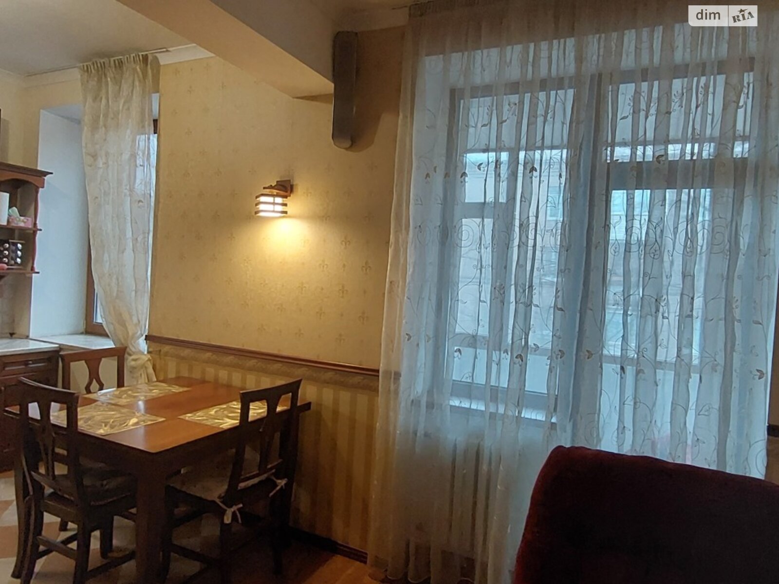 Продаж трикімнатної квартири в Запоріжжі, на просп. Маяковського 4А, район Вознесенівський (Орджонікідзевський) фото 1 Продаж трикімнатної квартири в Запоріжжі, на просп. Маяковського 4А, район Вознесенівський (Орджонікідзевський) фото 1