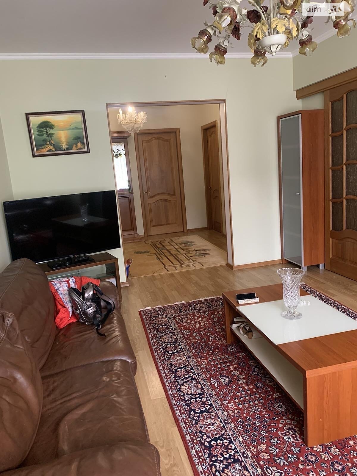 Продажа трехкомнатной квартиры в Запорожье, на просп. Маяковского 4, район Вознесеновский (Орджоникидзевский) фото 1 Продажа трехкомнатной квартиры в Запорожье, на просп. Маяковского 4, район Вознесеновский (Орджоникидзевский) фото 1
