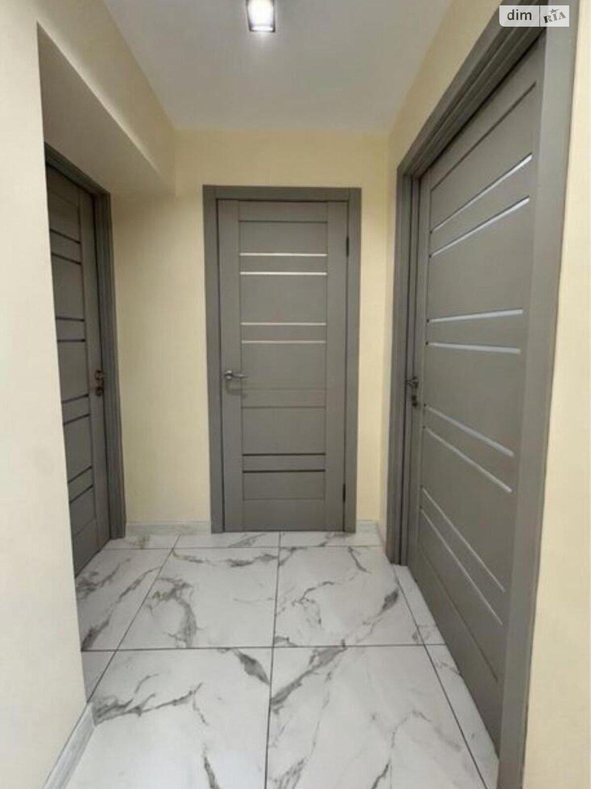 Продажа трехкомнатной квартиры в Запорожье, на ул. Михаила Гончаренко, район Вознесеновский (Орджоникидзевский) фото 1