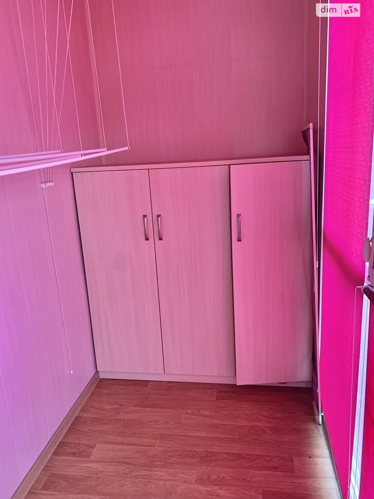 Продаж трикімнатної квартири в Запоріжжі, на вул. Незалежної України, район Вознесенівський (Орджонікідзевський) фото 1 Продаж трикімнатної квартири в Запоріжжі, на вул. Незалежної України, район Вознесенівський (Орджонікідзевський) фото 1