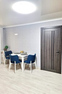 Продажа двухкомнатной квартиры в Запорожье, на ул. Независимой Украины, район Вознесеновский (Орджоникидзевский) фото 2