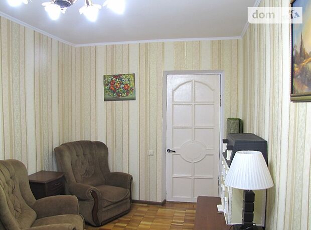 Продаж трикімнатної квартири в Запоріжжі, на вул. Перемоги, район Вознесенівський (Орджонікідзевський) фото 1 Продаж трикімнатної квартири в Запоріжжі, на вул. Перемоги, район Вознесенівський (Орджонікідзевський) фото 1