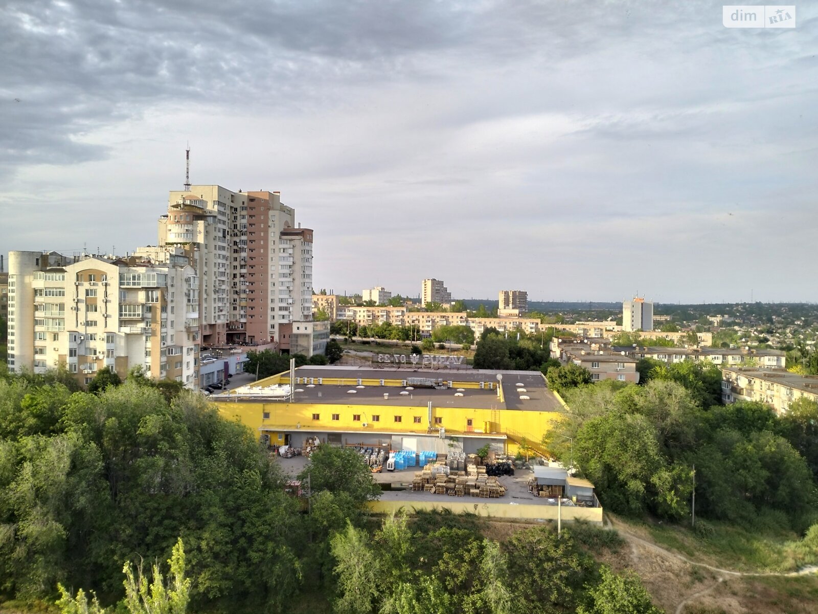 Продаж однокімнатної квартири в Запоріжжі, на вул. Патріотична 82, район Вознесенівський (Орджонікідзевський) фото 1 Продаж однокімнатної квартири в Запоріжжі, на вул. Патріотична 82, район Вознесенівський (Орджонікідзевський) фото 1