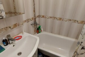 Продаж двокімнатної квартири в Запоріжжі, на вул. Перемоги 27, район Вознесенівський (Орджонікідзевський) фото 2