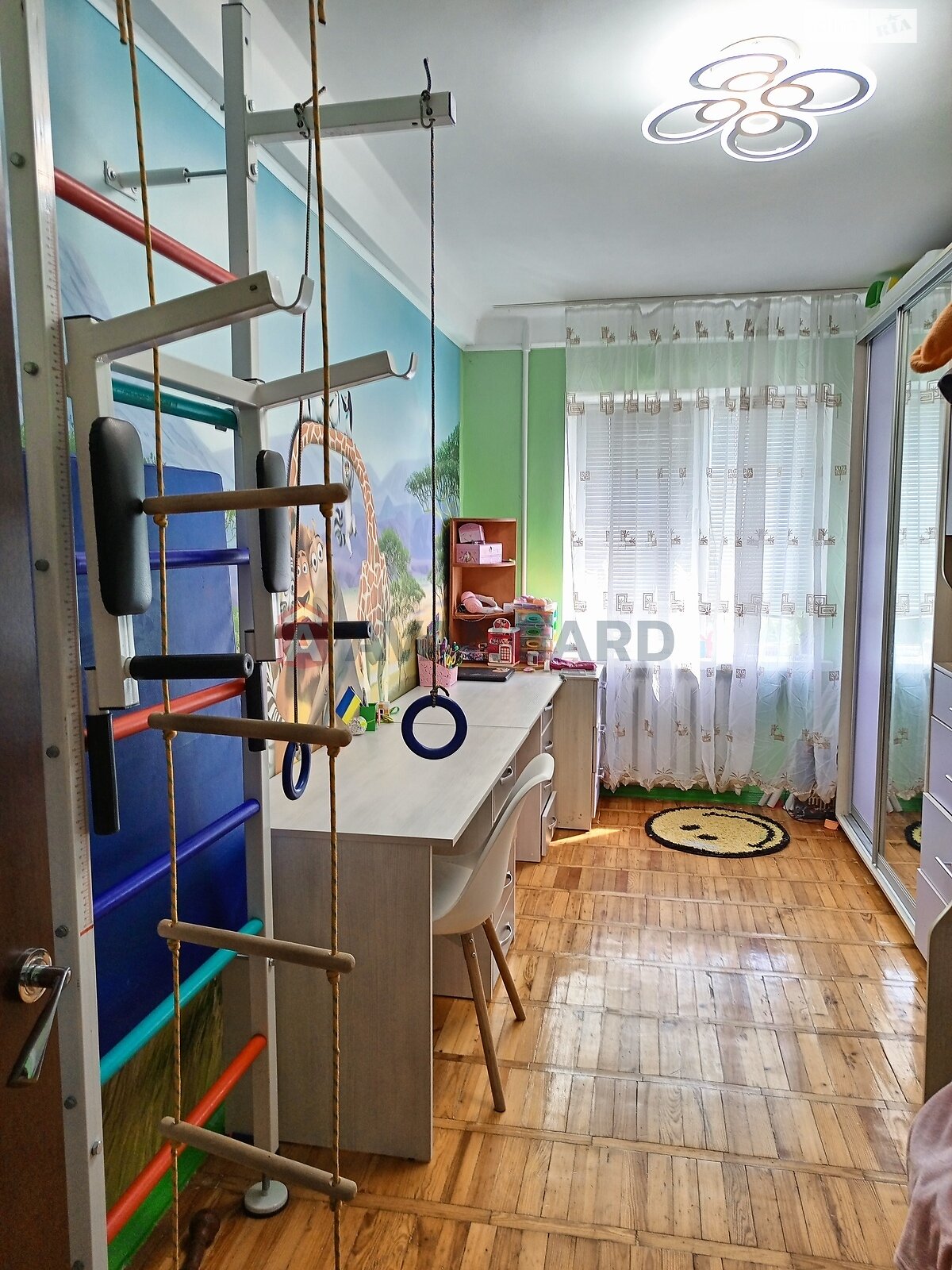 Продажа трехкомнатной квартиры в Запорожье, на ул. Победы 99, район Вознесеновский (Орджоникидзевский) фото 1 Продажа трехкомнатной квартиры в Запорожье, на ул. Победы 99, район Вознесеновский (Орджоникидзевский) фото 1