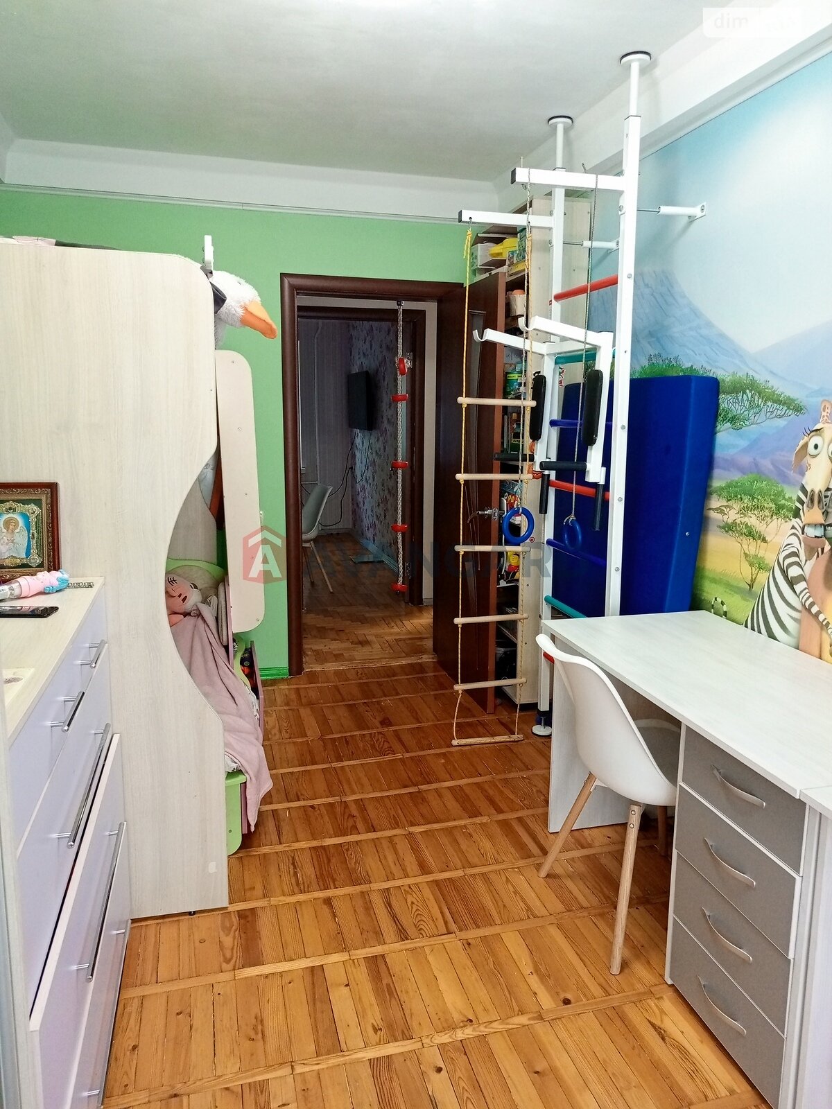 Продажа трехкомнатной квартиры в Запорожье, на ул. Победы 99, район Вознесеновский (Орджоникидзевский) фото 1 Продажа трехкомнатной квартиры в Запорожье, на ул. Победы 99, район Вознесеновский (Орджоникидзевский) фото 1