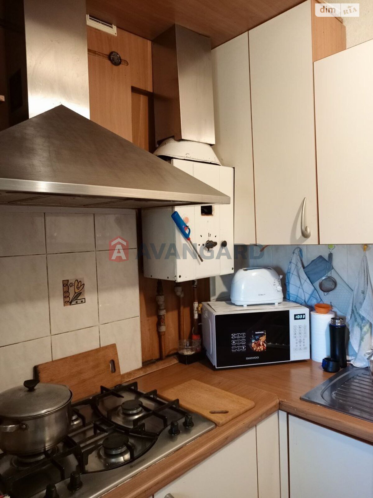 Продажа трехкомнатной квартиры в Запорожье, на майд. Профсоюзов 3, район Вознесеновский (Орджоникидзевский) фото 1 Продажа трехкомнатной квартиры в Запорожье, на майд. Профсоюзов 3, район Вознесеновский (Орджоникидзевский) фото 1