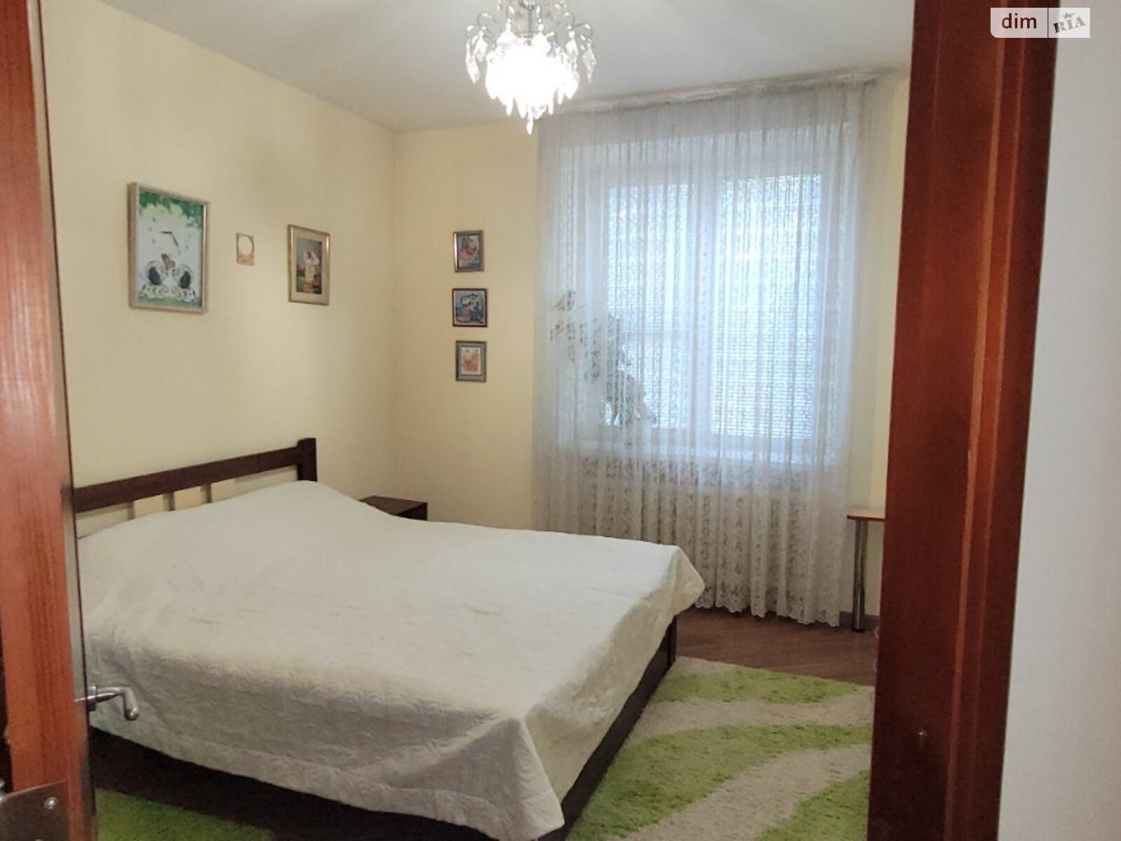 Продажа трехкомнатной квартиры в Запорожье, на просп. Соборный, район Вознесеновский (Орджоникидзевский) фото 1 Продажа трехкомнатной квартиры в Запорожье, на просп. Соборный, район Вознесеновский (Орджоникидзевский) фото 1