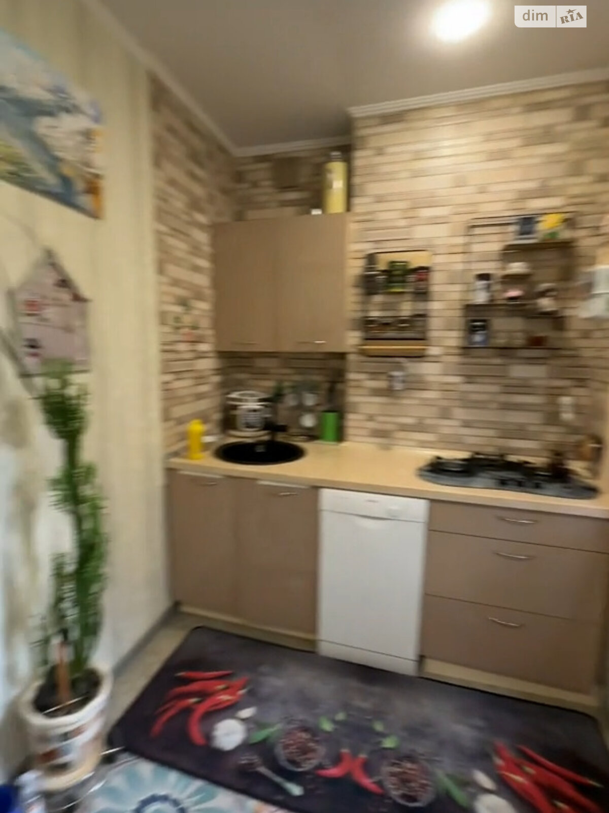 Продаж трикімнатної квартири в Запоріжжі, на просп. Соборний, район Вознесенівський (Орджонікідзевський) фото 1 Продаж трикімнатної квартири в Запоріжжі, на просп. Соборний, район Вознесенівський (Орджонікідзевський) фото 1