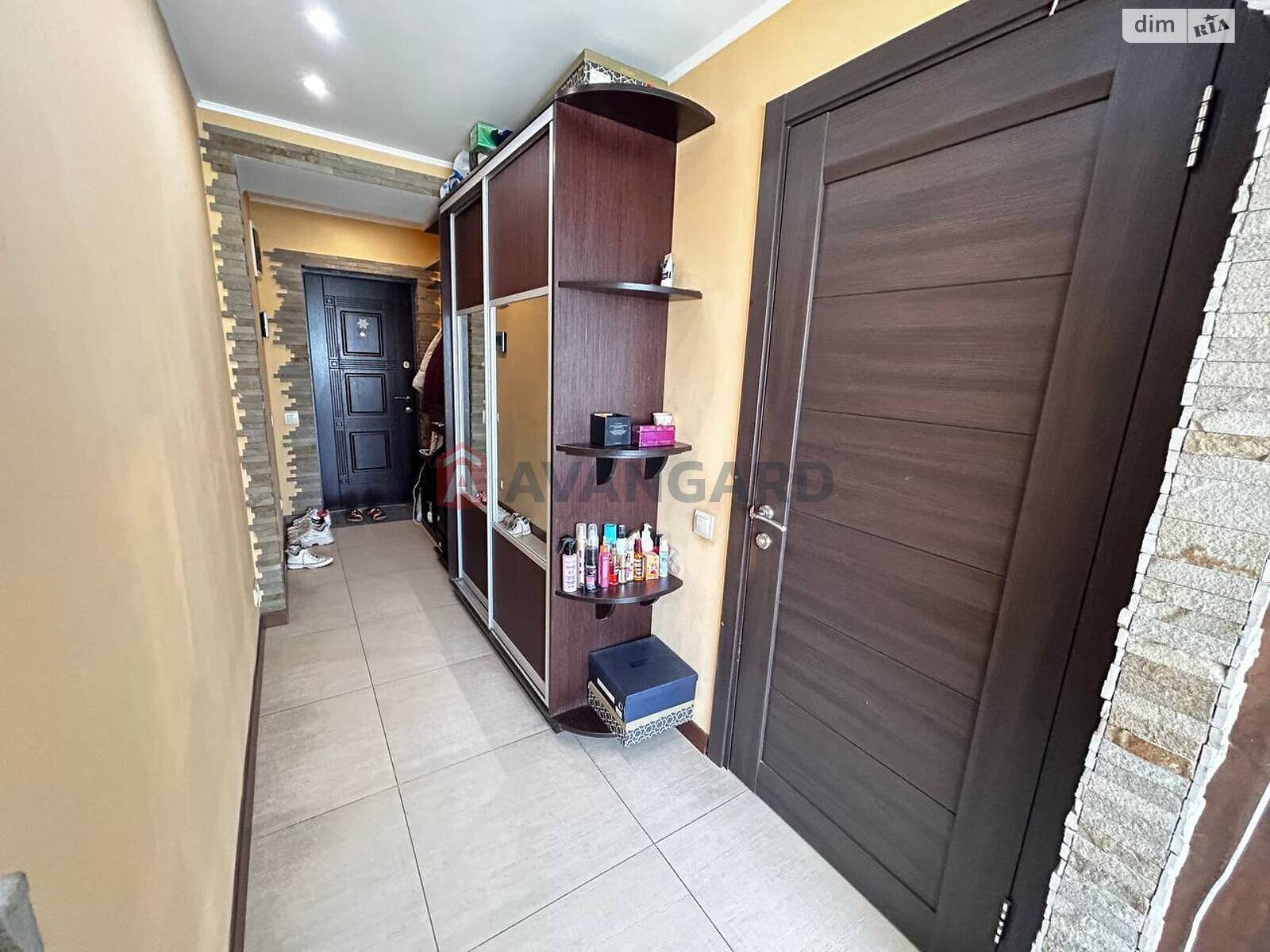 Продаж трикімнатної квартири в Запоріжжі, на вул. Тбіліська 29, район Вознесенівський (Орджонікідзевський) фото 1 Продаж трикімнатної квартири в Запоріжжі, на вул. Тбіліська 29, район Вознесенівський (Орджонікідзевський) фото 1