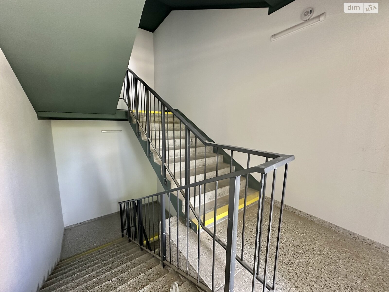 Продажа однокомнатной квартиры в Запорожье, на ул. Тбилисская 23, район Вознесеновский (Орджоникидзевский) фото 1 Продажа однокомнатной квартиры в Запорожье, на ул. Тбилисская 23, район Вознесеновский (Орджоникидзевский) фото 1