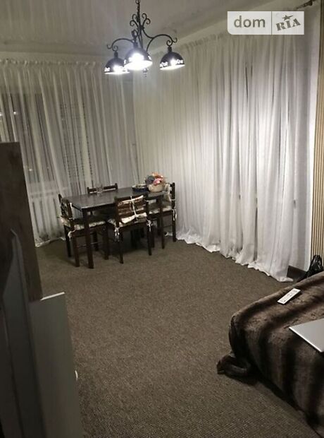 Продажа трехкомнатной квартиры в Запорожье, на бул. Центральный 7, район Вознесеновский (Орджоникидзевский) фото 1 Продажа трехкомнатной квартиры в Запорожье, на бул. Центральный 7, район Вознесеновский (Орджоникидзевский) фото 1