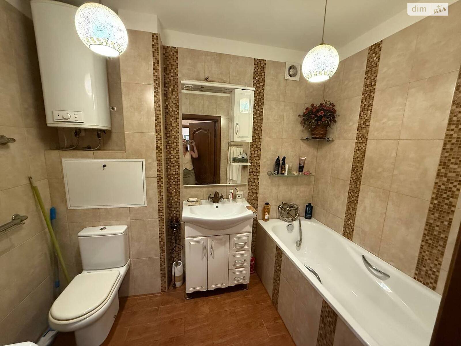 Продаж трикімнатної квартири в Запоріжжі, на бул. Центральний 22А, район Вознесенівський (Орджонікідзевський) фото 1 Продаж трикімнатної квартири в Запоріжжі, на бул. Центральний 22А, район Вознесенівський (Орджонікідзевський) фото 1