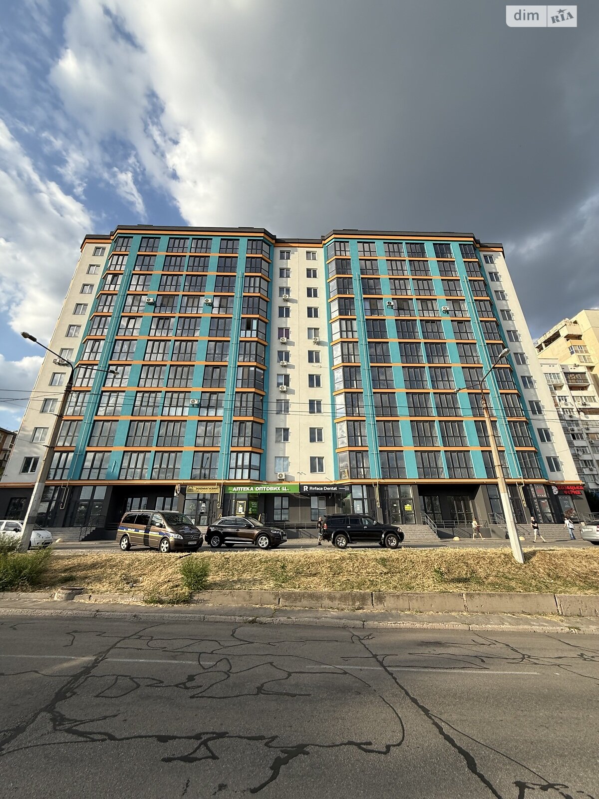 Продаж трикімнатної квартири в Запоріжжі, на бул. Центральний 28, кв. 81, район Вознесенівський (Орджонікідзевський) фото 1 Продаж трикімнатної квартири в Запоріжжі, на бул. Центральний 28, кв. 81, район Вознесенівський (Орджонікідзевський) фото 1