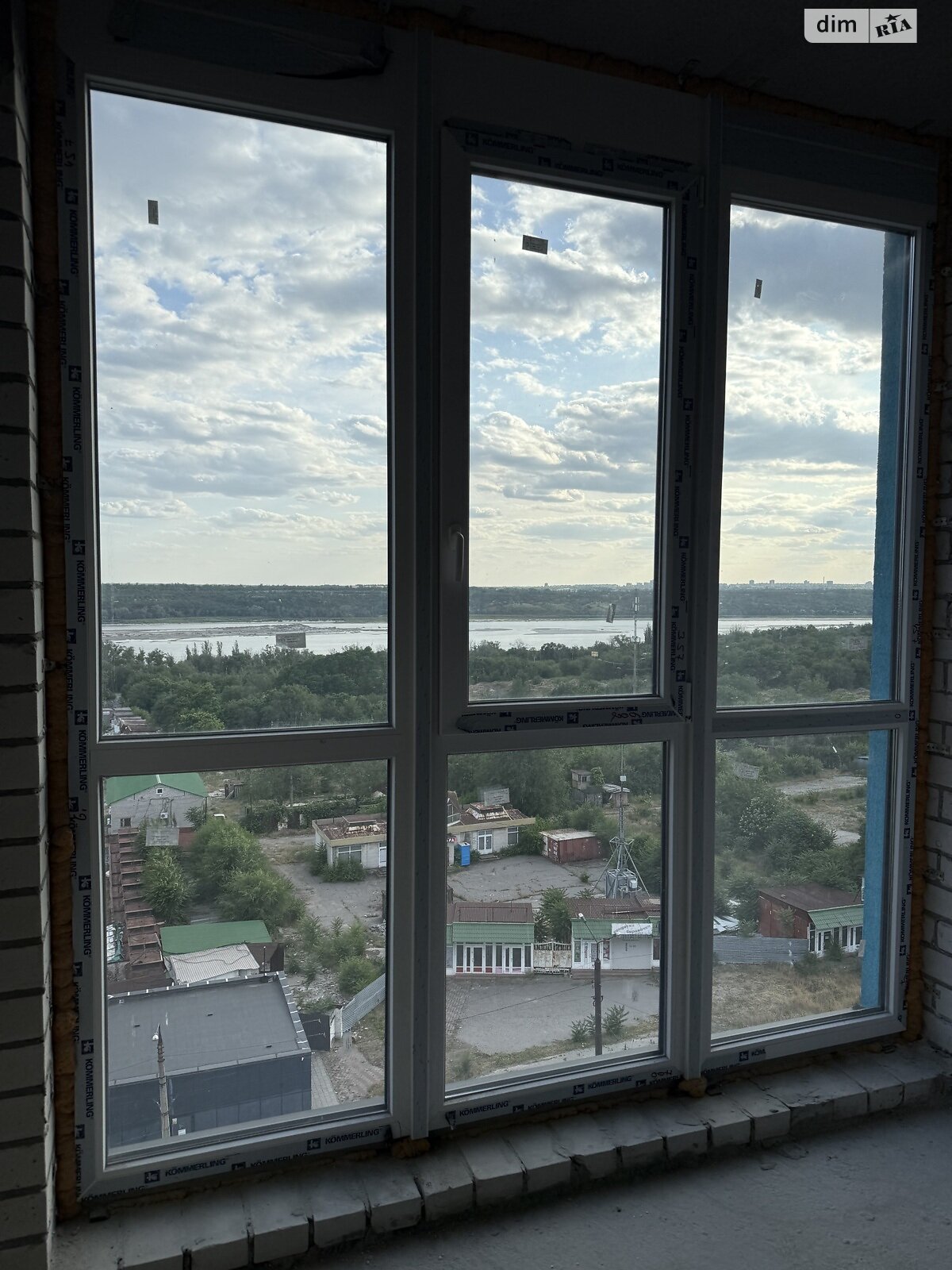 Продаж трикімнатної квартири в Запоріжжі, на бул. Центральний 28, кв. 81, район Вознесенівський (Орджонікідзевський) фото 1 Продаж трикімнатної квартири в Запоріжжі, на бул. Центральний 28, кв. 81, район Вознесенівський (Орджонікідзевський) фото 1