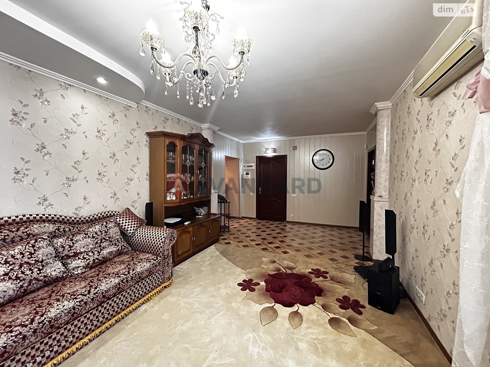 Продажа четырехкомнатной квартиры в Запорожье, на бул. Центральный 23, район Вознесеновский (Орджоникидзевский) фото 1