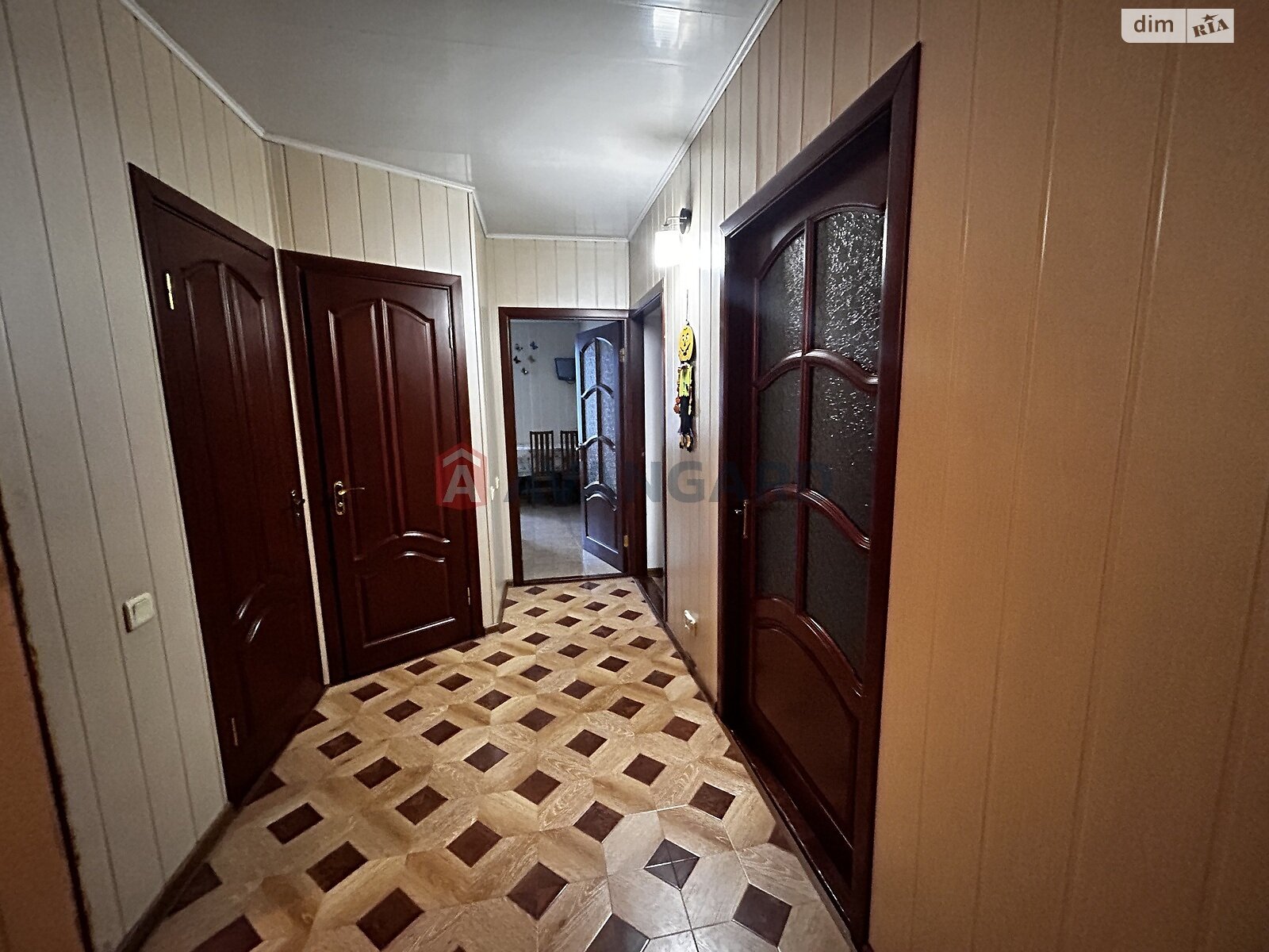 Продажа четырехкомнатной квартиры в Запорожье, на бул. Центральный 23, район Вознесеновский (Орджоникидзевский) фото 1