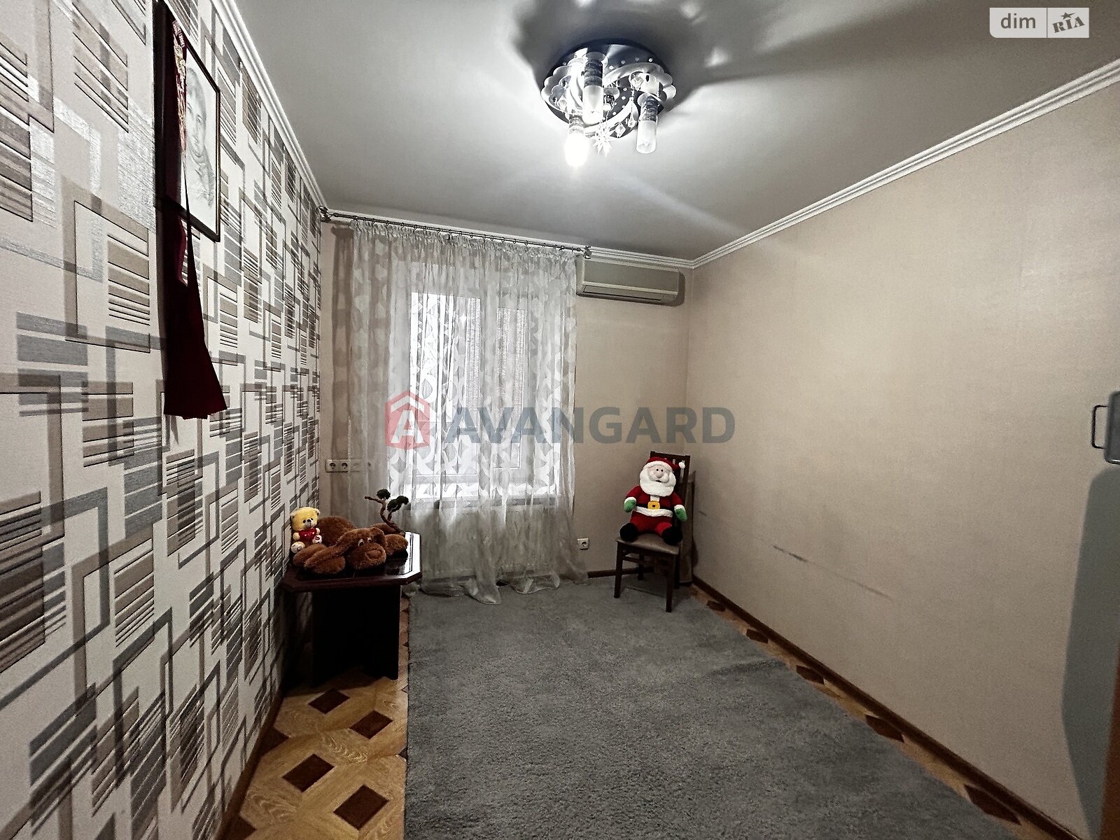 Продажа четырехкомнатной квартиры в Запорожье, на бул. Центральный 23, район Вознесеновский (Орджоникидзевский) фото 1