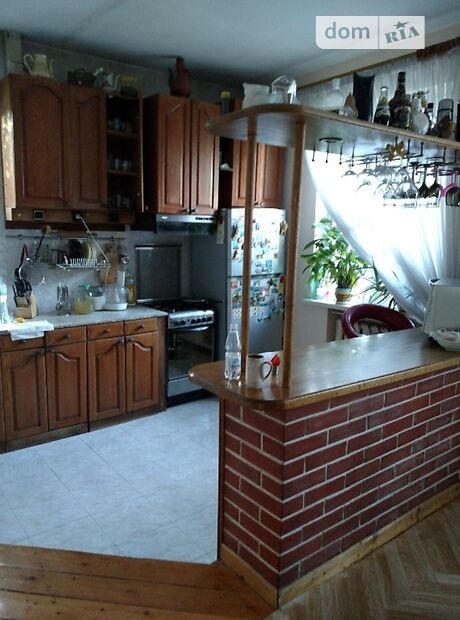 Продаж п`ятикімнатної квартири в Запоріжжі, на вул. Возз'єднання України, район Вознесенівський (Орджонікідзевський) фото 1 Продаж п`ятикімнатної квартири в Запоріжжі, на вул. Возз'єднання України, район Вознесенівський (Орджонікідзевський) фото 1
