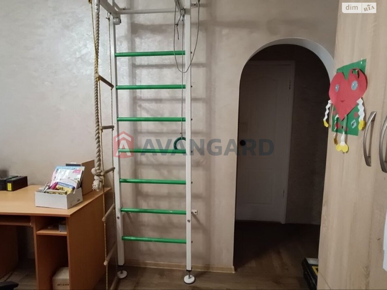 Продажа трехкомнатной квартиры в Запорожье, на ул. Вячеслава Зайцева 23/67, район Вознесеновский (Орджоникидзевский) фото 1 Продажа трехкомнатной квартиры в Запорожье, на ул. Вячеслава Зайцева 23/67, район Вознесеновский (Орджоникидзевский) фото 1