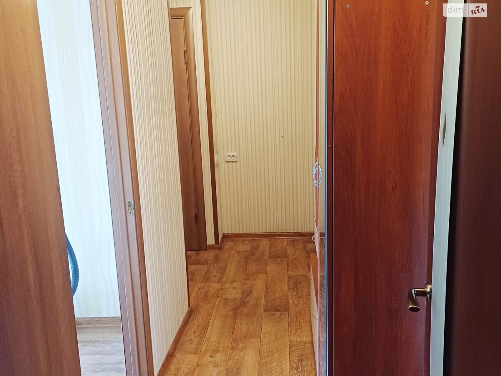 Продаж трикімнатної квартири в Запоріжжі, на вул. Яценка, район Вознесенівський (Орджонікідзевський) фото 1 Продаж трикімнатної квартири в Запоріжжі, на вул. Яценка, район Вознесенівський (Орджонікідзевський) фото 1